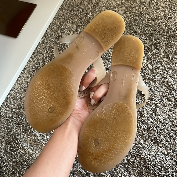 Ferragamo Bow Sandals - Picture 2 of 3